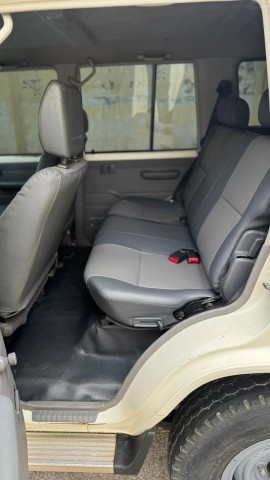 Venda Toyota LX 10 executivo