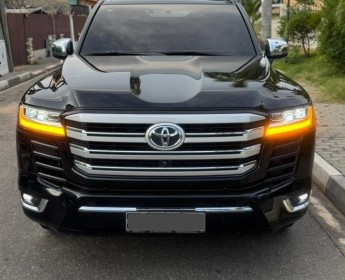 Comprar Toyota Land Cruiser VXR Twin Turbo