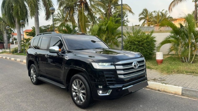 Venda Toyota Land Cruiser VXR Twin Turbo