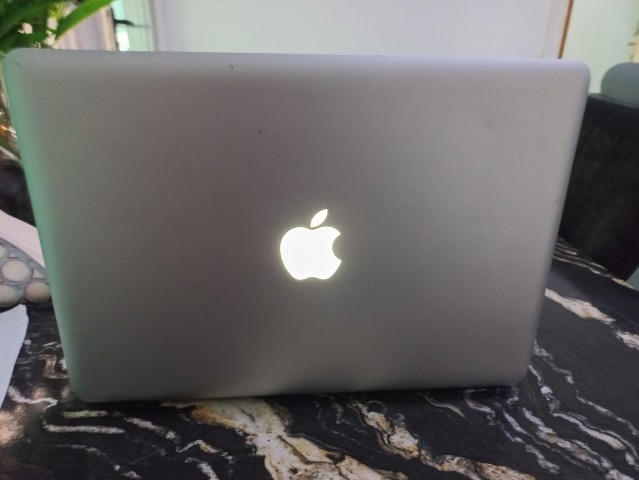 Venda Vendo MacBook Pro 13" (Mid 2012) Ótimo estado!