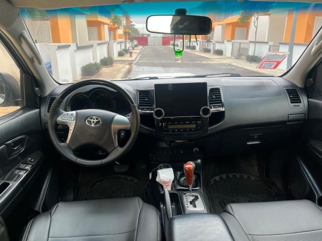 Venda TOYOTA FORTUNER