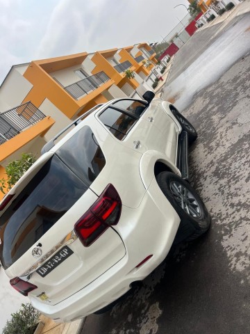 Venda TOYOTA FORTUNER