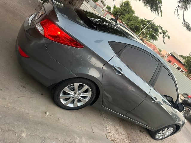 Venda HYUNDAI ACCENT