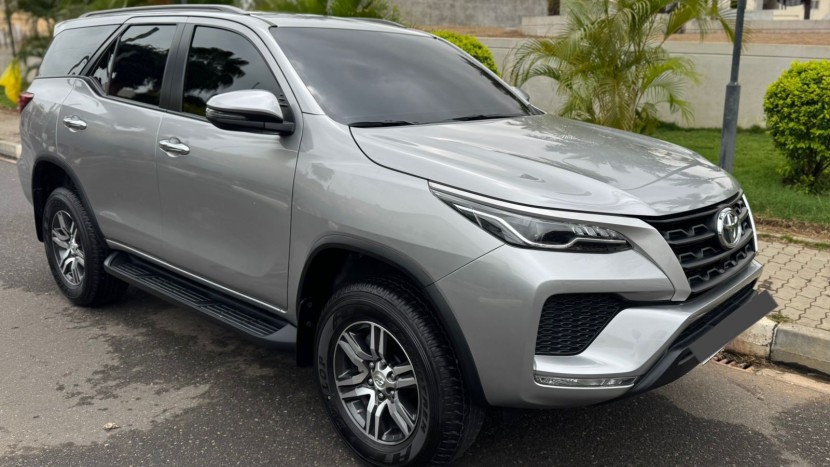 Venda TOYOTA FORTUNER