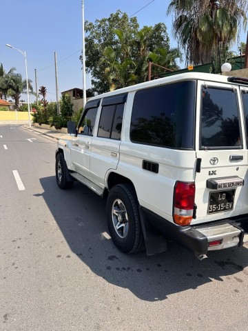 Venda TOYOTA LAND CRUISER EXECUTIVO