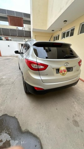 Venda HYUNDAI TUCSON IX35 COSAL LIMPO