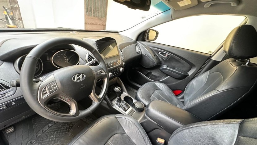 Venda HYUNDAI TUCSON IX35 COSAL LIMPO
