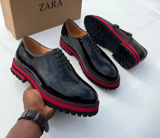 Venda Sapatos turcos