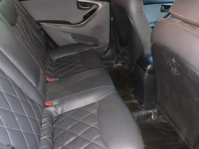 Venda Hyundai Elantra a venda