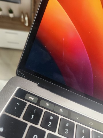 Venda MacBook Pro 2019 Touch Bar (RAM 16GB)