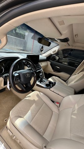 Venda Land CRUISER LC300