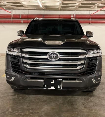 Venda Land CRUISER LC300