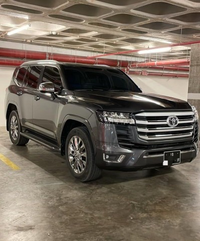 Venda Land CRUISER LC300
