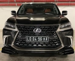 A venda Lexus570s super Sport