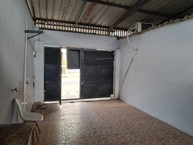 Venda Imóvel à Venda na Brigada T2 + Espaço comercial