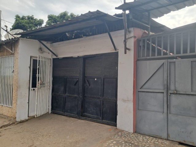 Venda Imóvel à Venda na Brigada T2 + Espaço comercial
