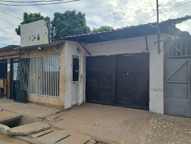 Venda Imóvel à Venda na Brigada T2 + Espaço comercial