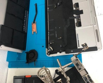A venda Laboratório de reparação de todo tipo de telemóvel
