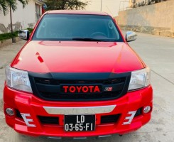 A venda TOYOTA HILUX | 2TR