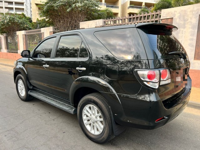 Venda TOYOTA FORTUNER