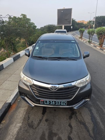 Venda TOYOTA AVANZA