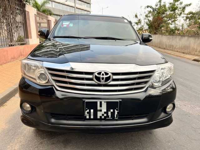 Venda TOYOTA FORTUNER