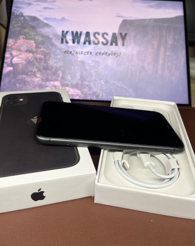 Venda IPhone 11 128GB (Quase Novo!