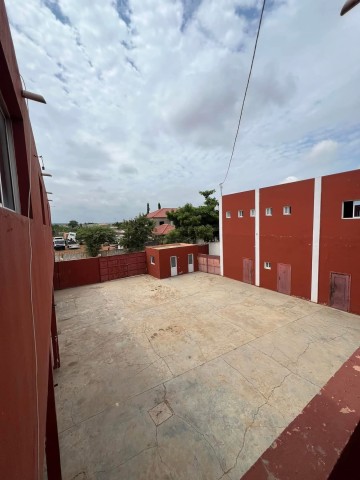 Venda Venda e Arrendamento/ hospedaria