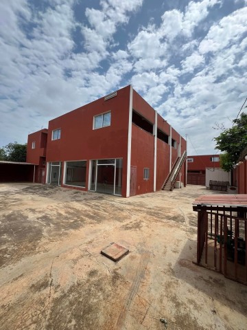 Venda Venda e Arrendamento/ hospedaria