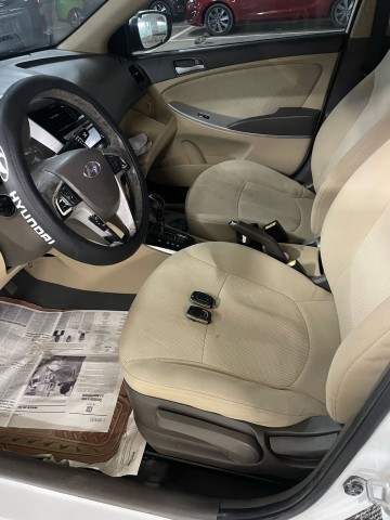 Venda HYUNDAI ACCENT | 2V 1.6