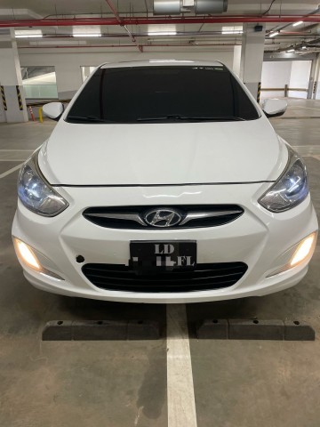 Venda HYUNDAI ACCENT | 2V 1.6