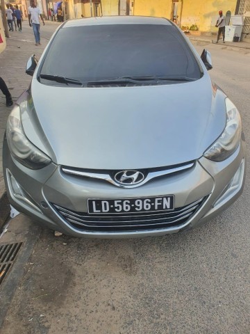 Venda HYUNDAI ELANTRA