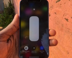 A venda IPhone 12-128GB