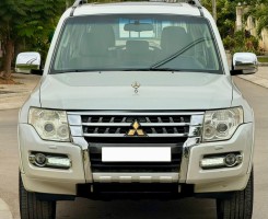 A venda MITSUBISHI PAJERO (3.8)