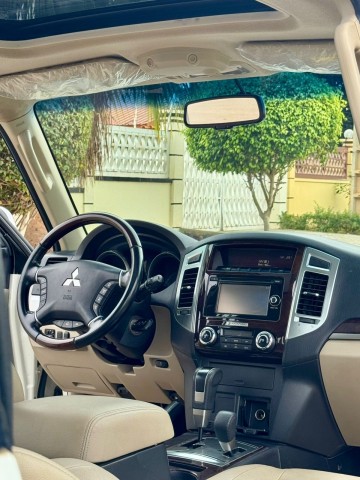 Venda MITSUBISHI PAJERO (3.8)