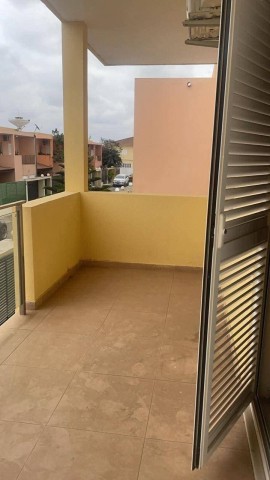 Venda Vivenda V3 no condomínio Acácias