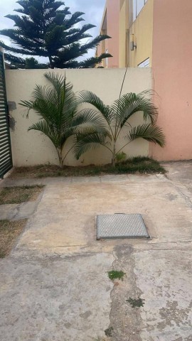 Venda Vivenda V3 no condomínio Acácias