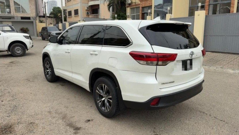 Venda TOYOTA HIGHLANDER