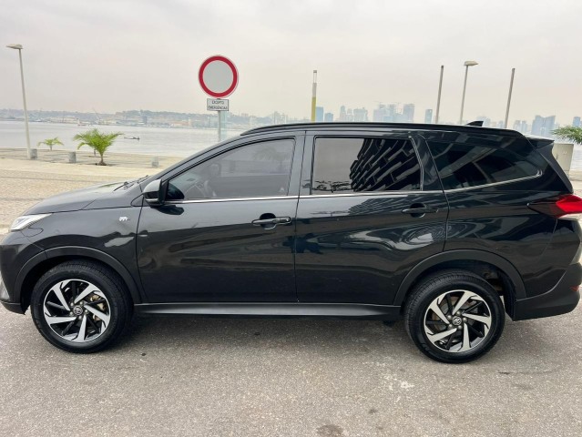 Venda TOYOTA RUSH