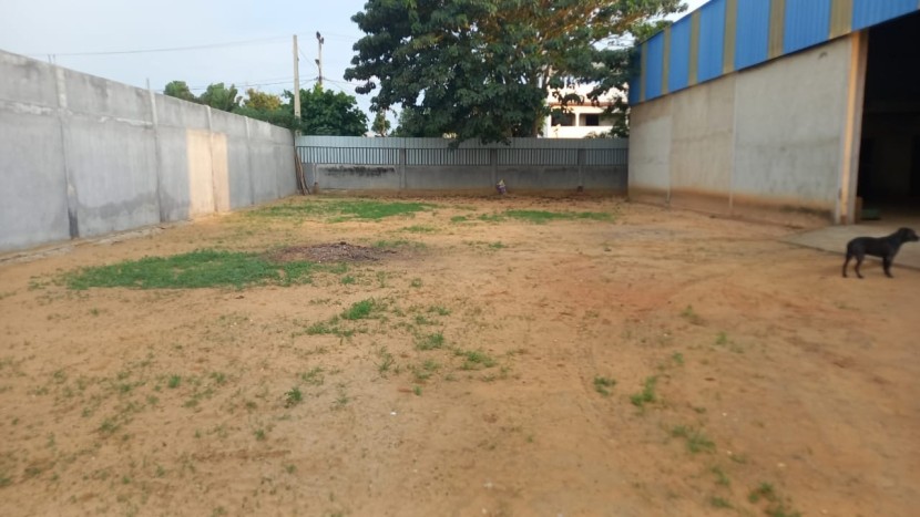 Venda ESTALEIRO NO ZANGO