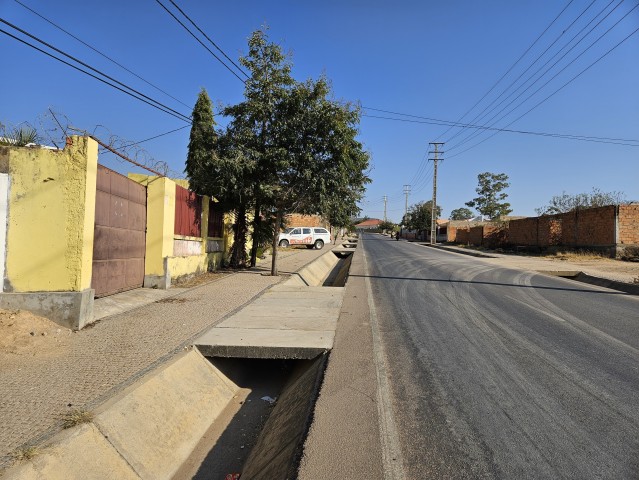 Venda CASA T3 LUBANGO