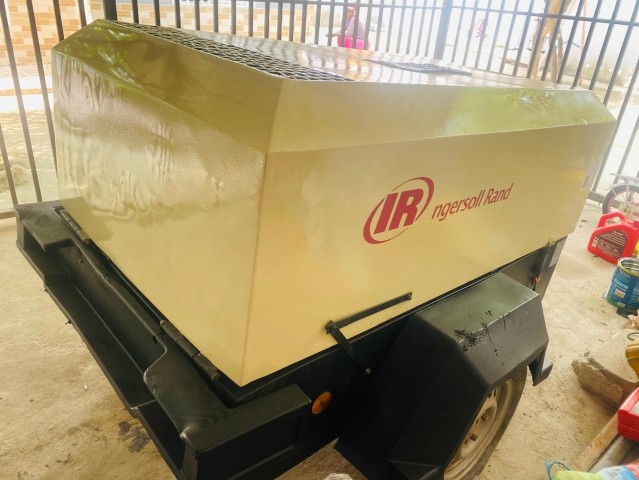 Venda COMPRESSOR IGERSSOL RAND 7/31E