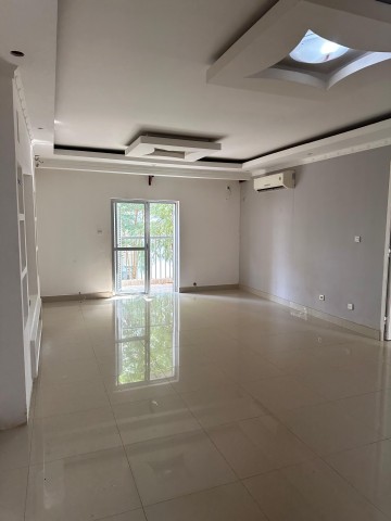 Venda Apartamento T3 para Arrendamento Centralidade do Kilamba | Quarteirão J
