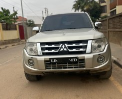 A venda Mitsubishi Pajero GLS 2013