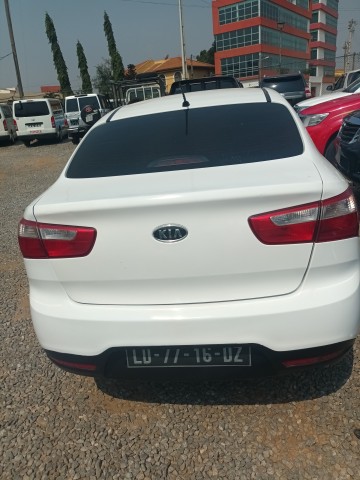 Venda Hyundai Kia Rio (Motor seco)