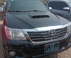 A venda TOYOTA HILUX MOTOR 2KD/MANUAL