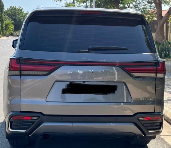 Venda LEXUS LX600