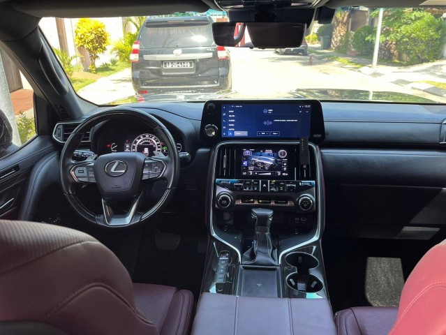 Venda LEXUS LX600