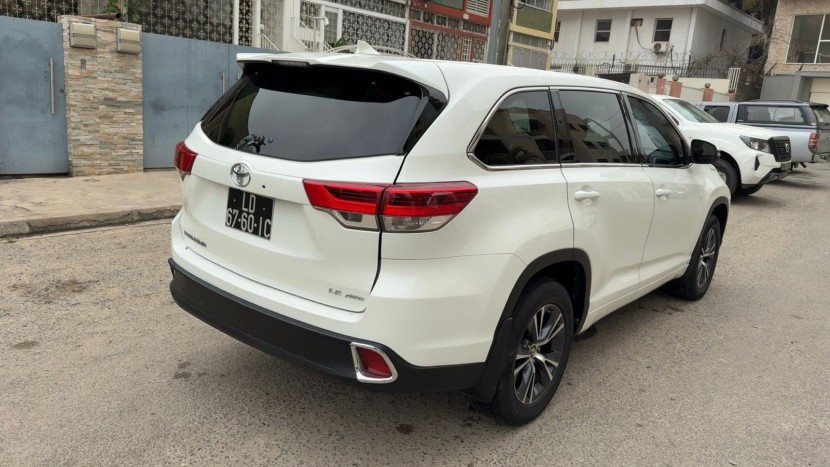 Venda TOYOTA HIGHLANDER