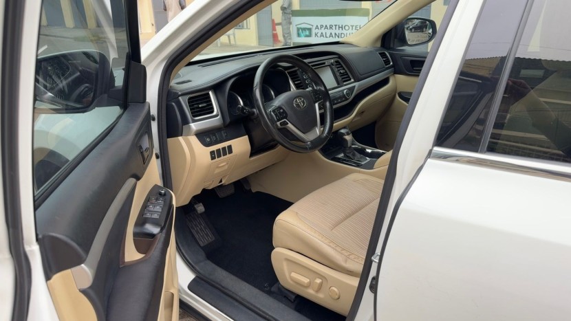 Venda TOYOTA HIGHLANDER